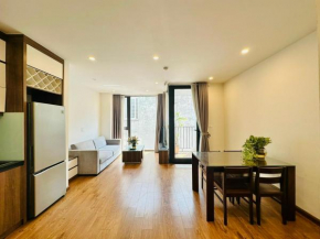 Hanoi Home 4 - Cheap price 2 bedroom Apartment near West lake
